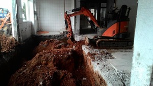 亞東劇院增建室內辦公室基礎地坪破碎開挖